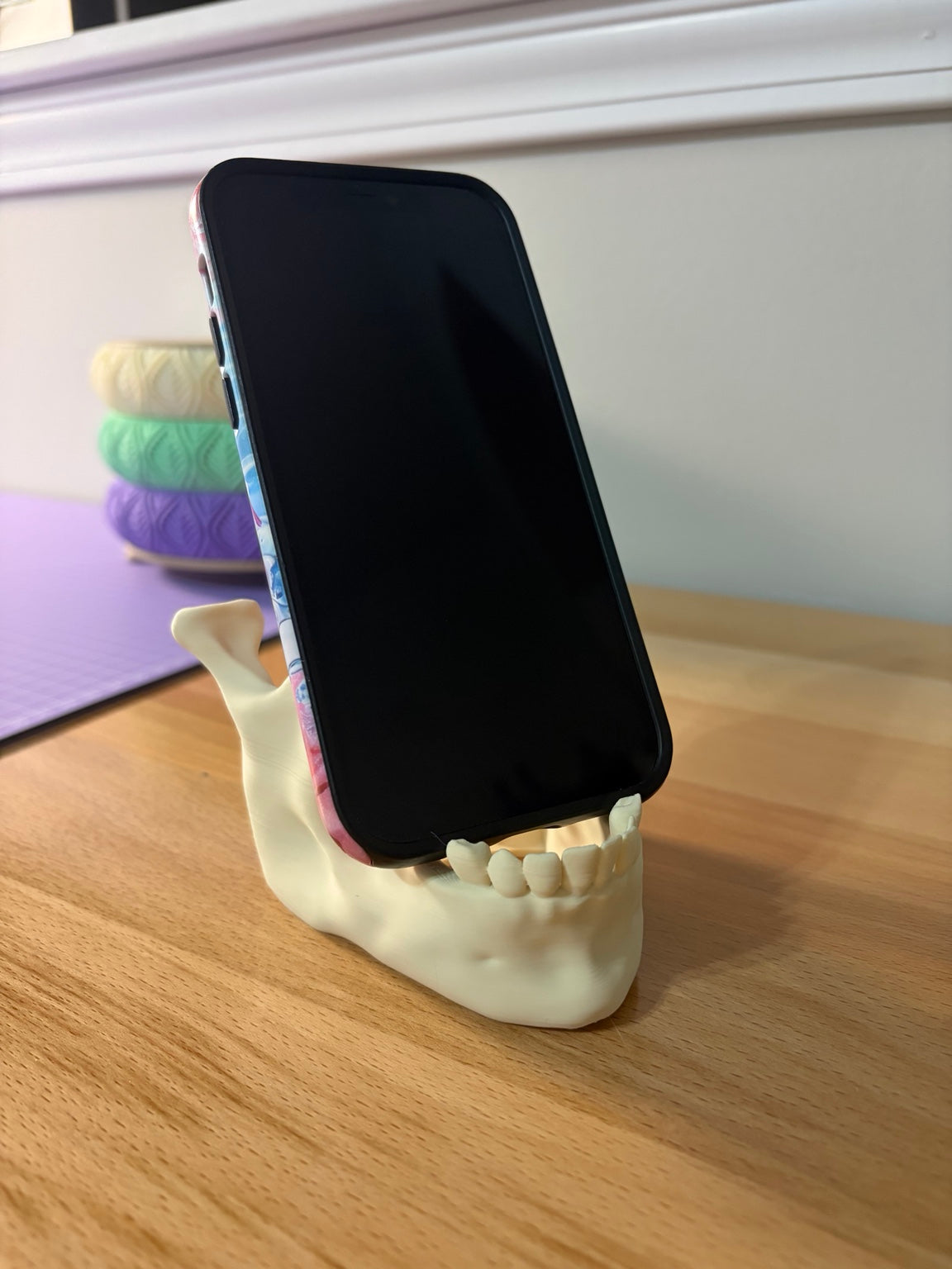 Jaw Phone Holder